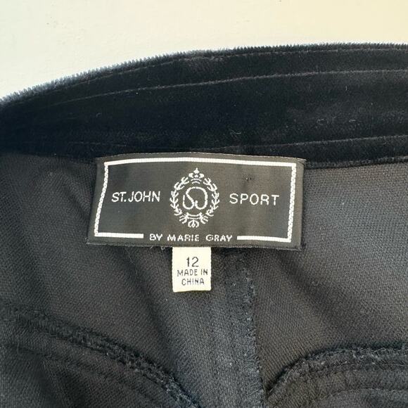 St. John Velvet High Rise Straight Leg Pants Black Cotton-Blend | Size 12 - Picture 10 of 12